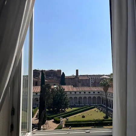 Michelangelo Garden בית הארחה רומא